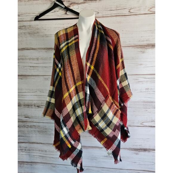 Francescia's Plaid Blanket Shrug  One Size - Picture 1 of 3
